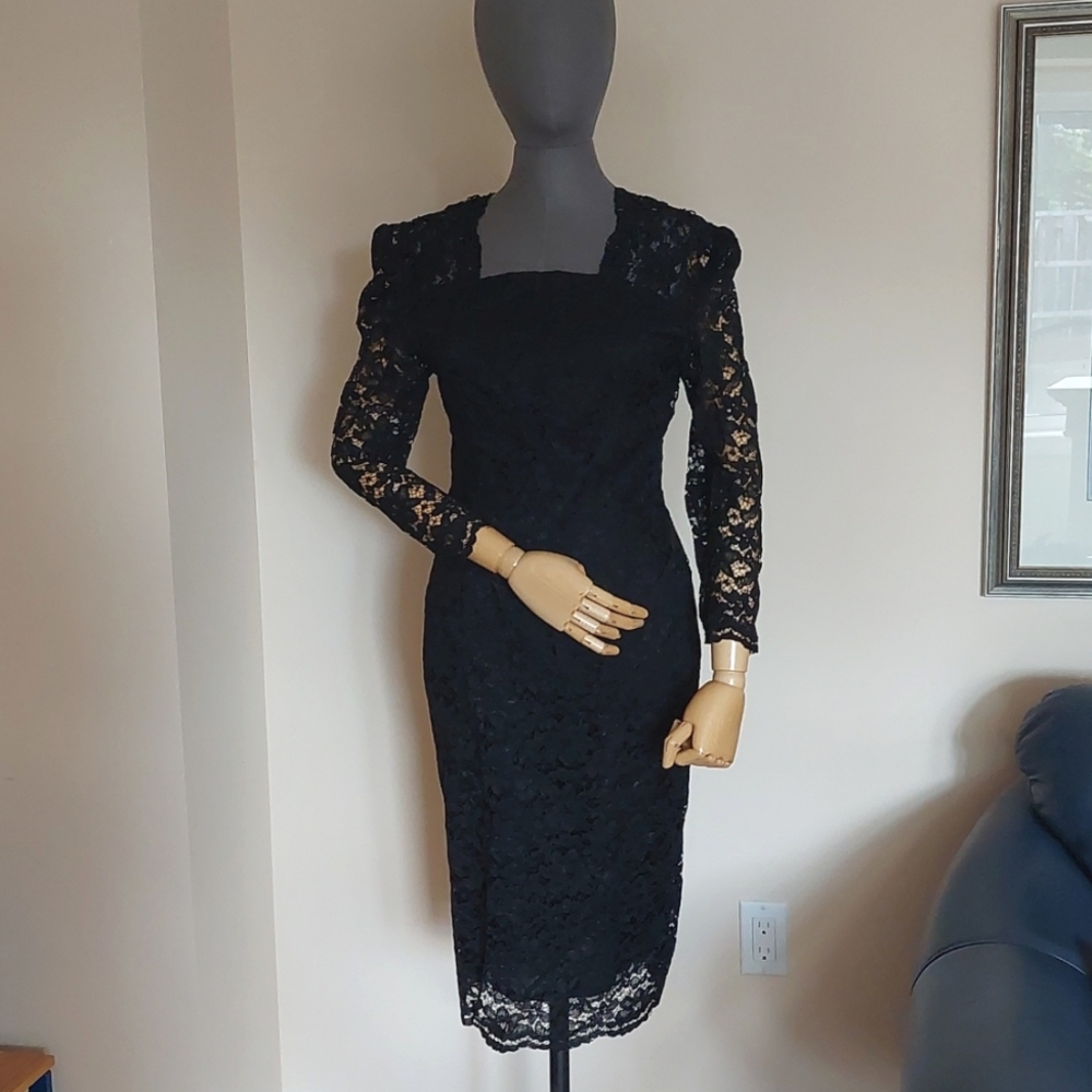 Vintage 80s/90s black lace dress